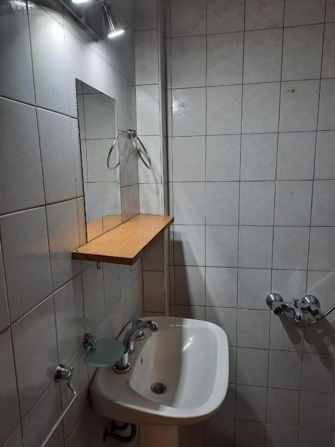 Edificio Aguilar 1 *