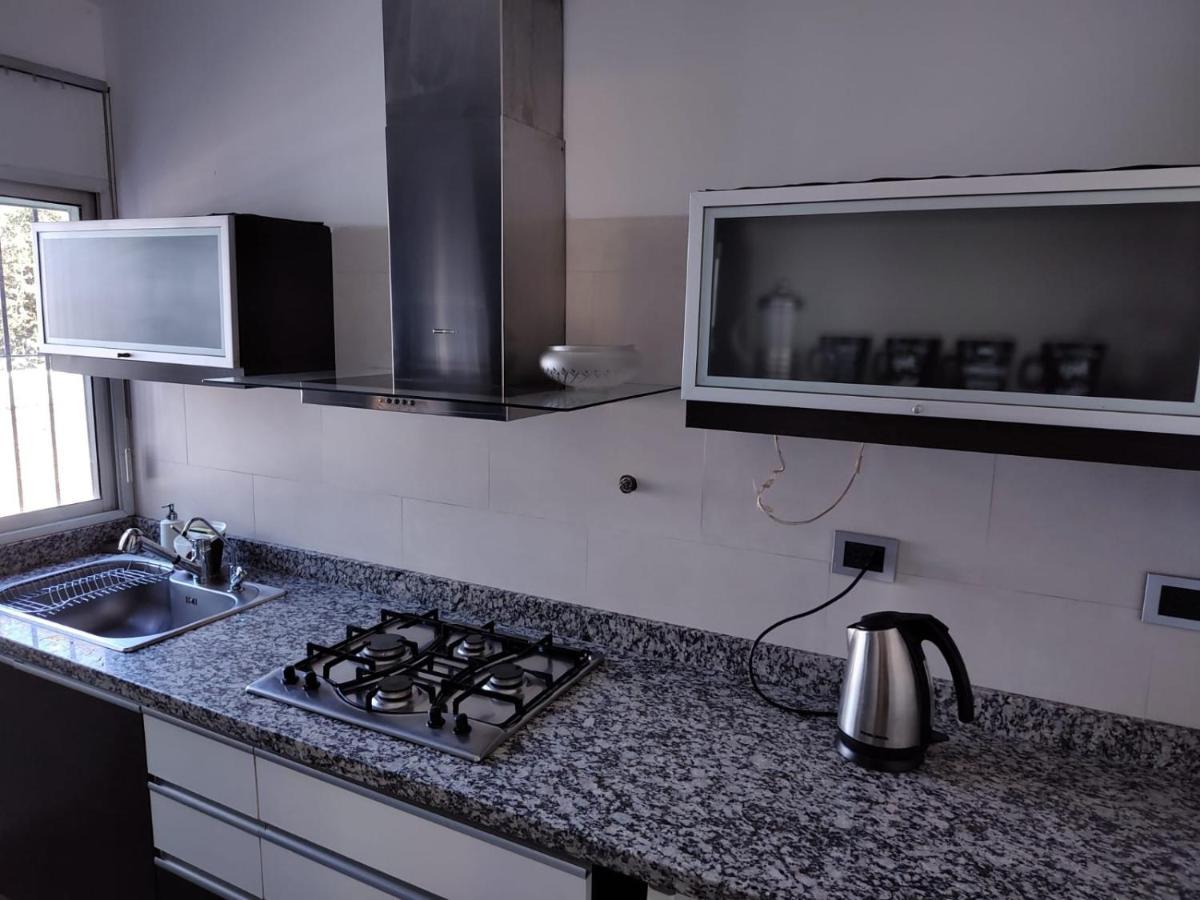 Bombal 1 A Pasitos De Aristides Apartamento Mendoza