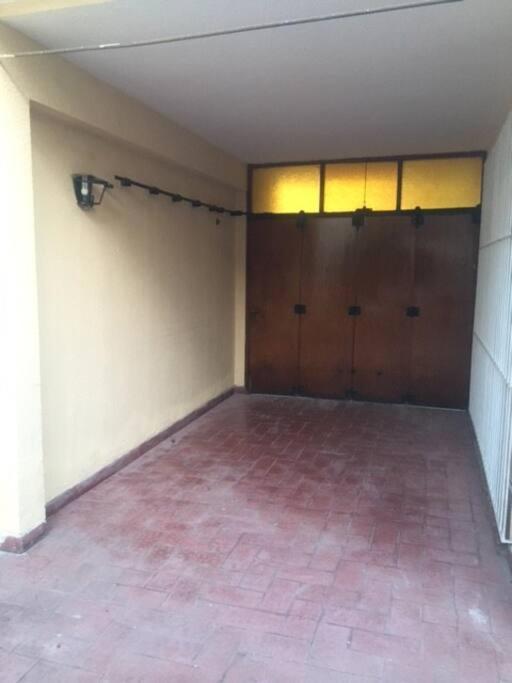 Hermosa Casa Tranquila En La Ciudad Сasa de vacaciones