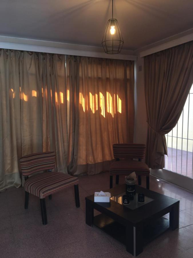 Сasa de vacaciones Hermosa Casa Tranquila En La Ciudad *
