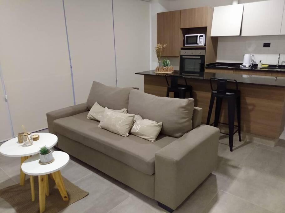 Apartamento Hermoso Departamento Muy Bien Ubicado, Cercano Calle Aristides Mendoza
