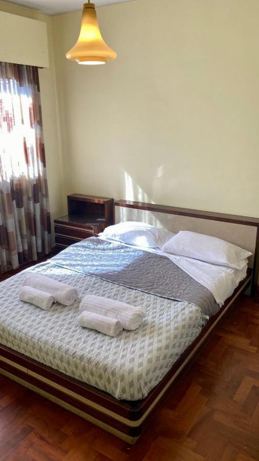 Apartamento Departamento En Pleno Centro Con Cochera