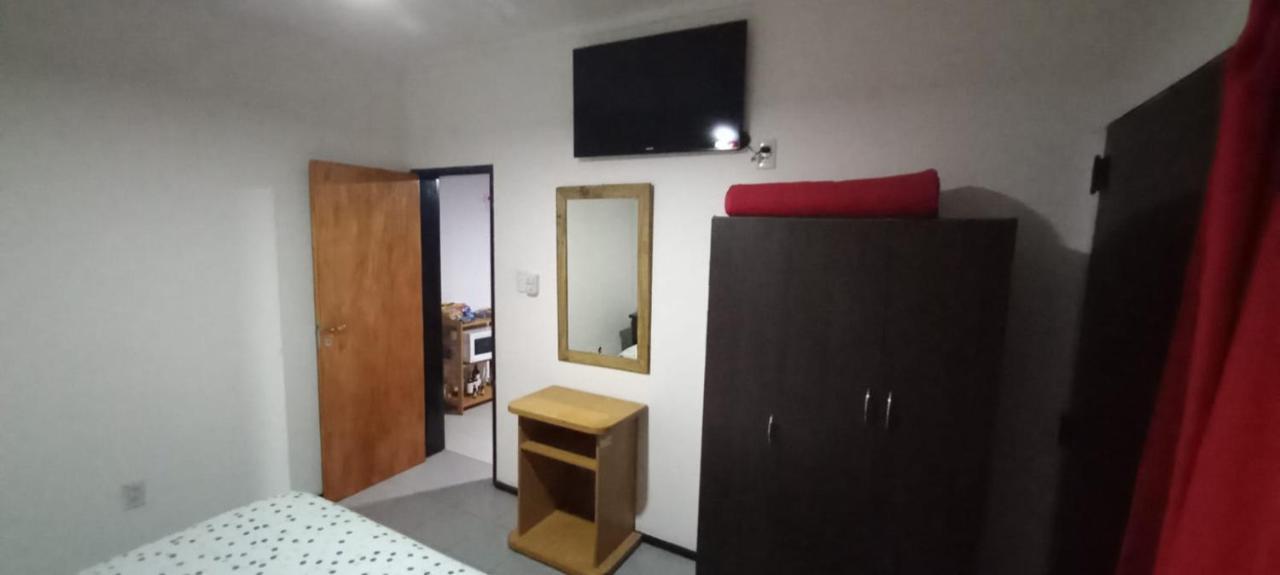 Willy - En Zona Residencial Con Estacionamiento *