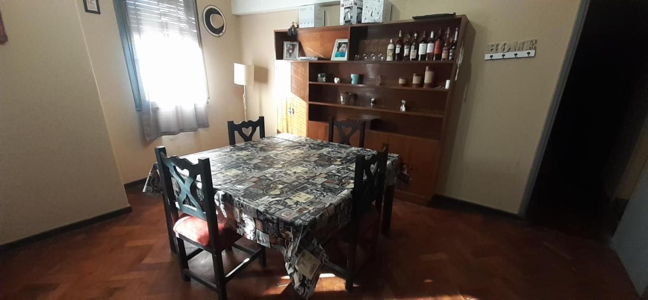 Homestay Danyeuge Host Mendoza