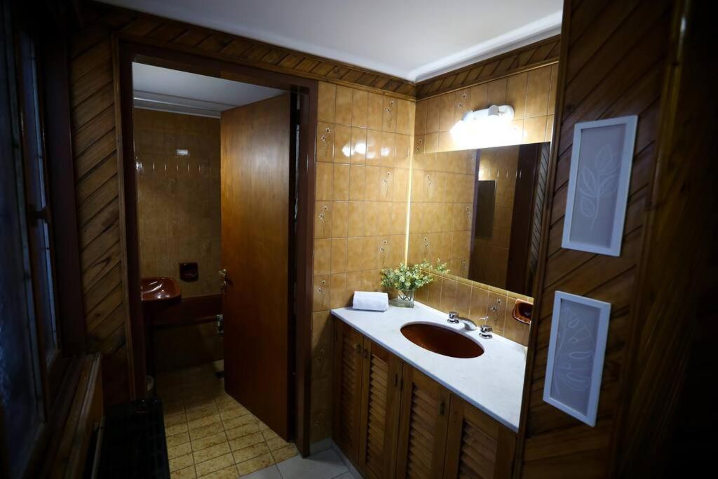 Apartamento Encanto Mendocino: Espaciosa Casa En Juan B Justo