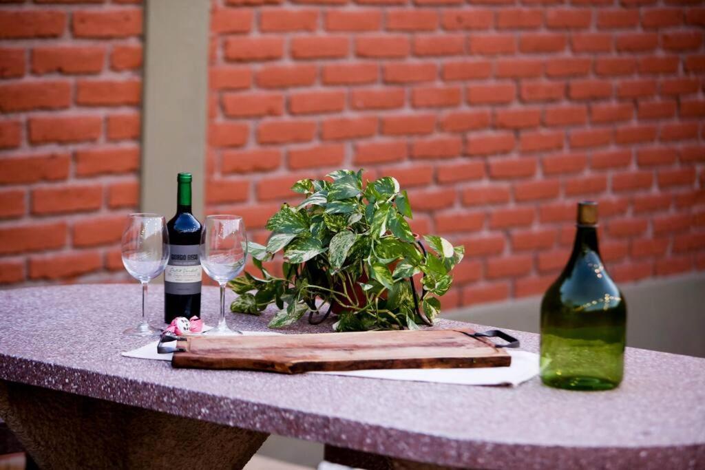 Encanto Mendocino: Espaciosa Casa En Juan B Justo * Mendoza