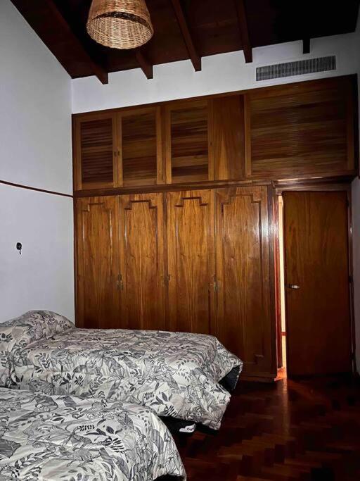 Holiday home Valentino House Piscina Internet Parking Desayuno *