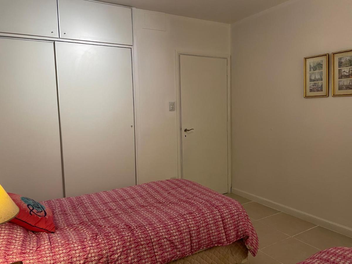 Departamento A Metros De Peatonal Apartment