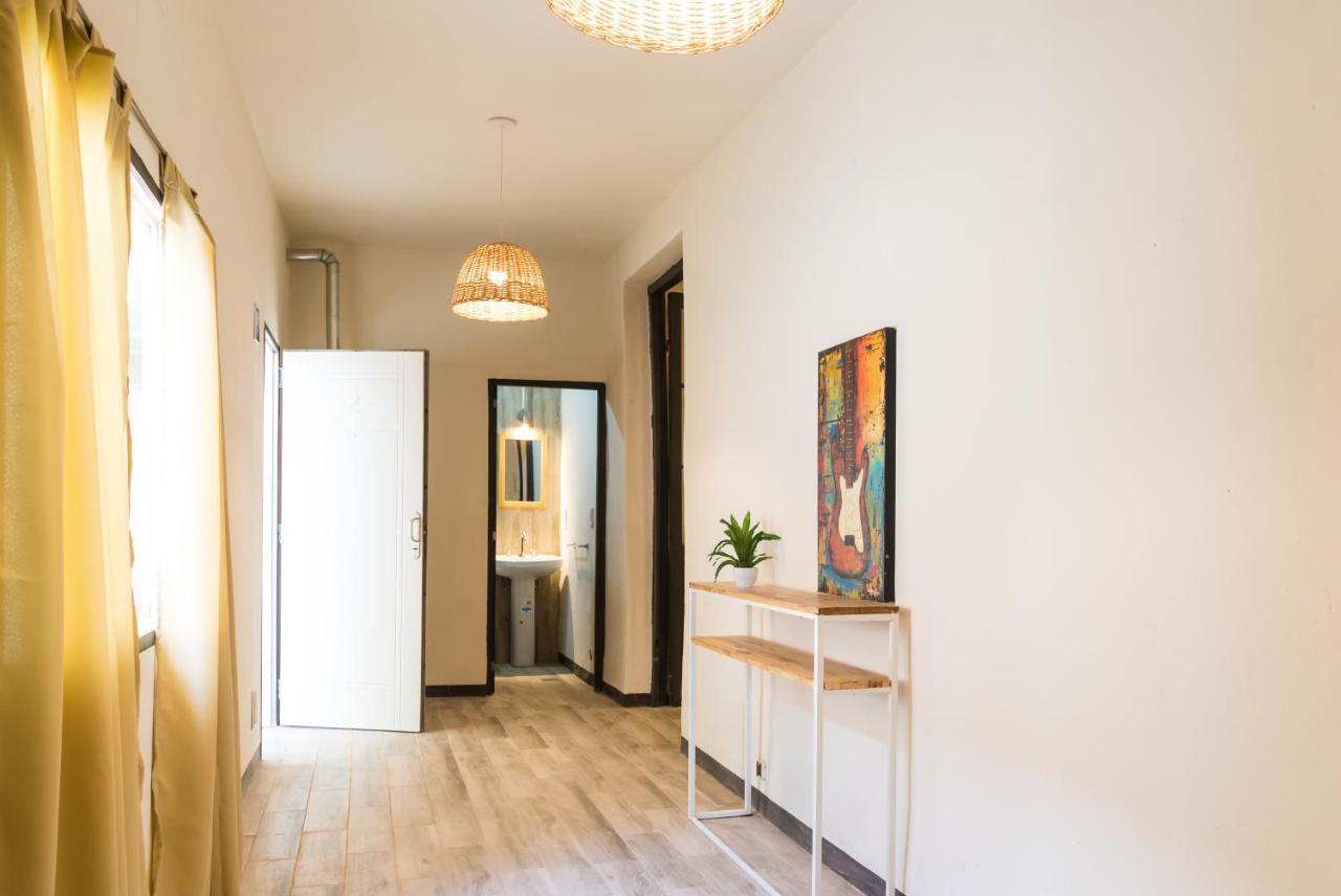 Alojamiento Aloja B2 Apartamento *