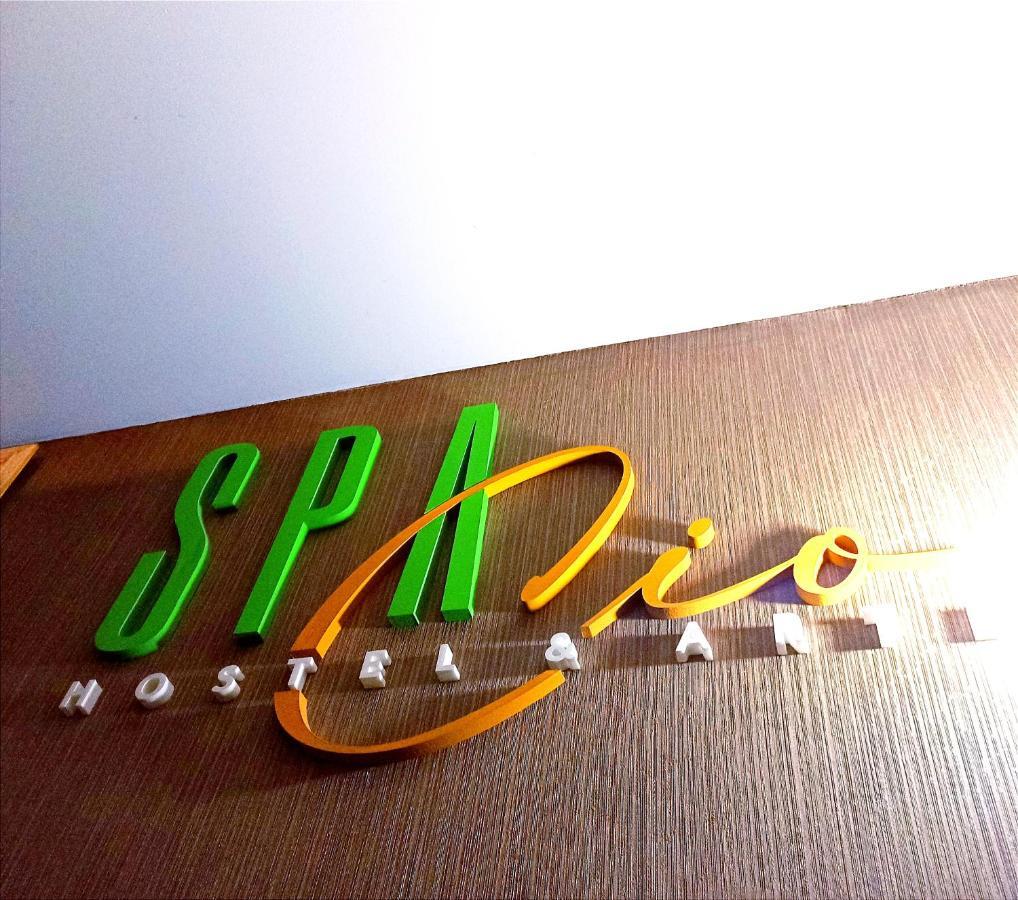 C Amplia Compartida Bed and breakfast