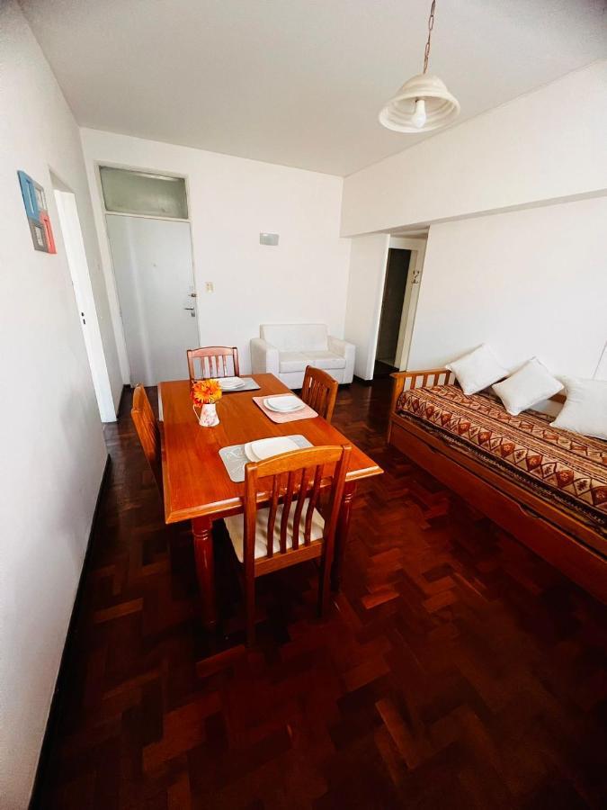 Departamento En 9 De Julio Y Peatonal- Nuevo Con Cochera Propia Apartamento