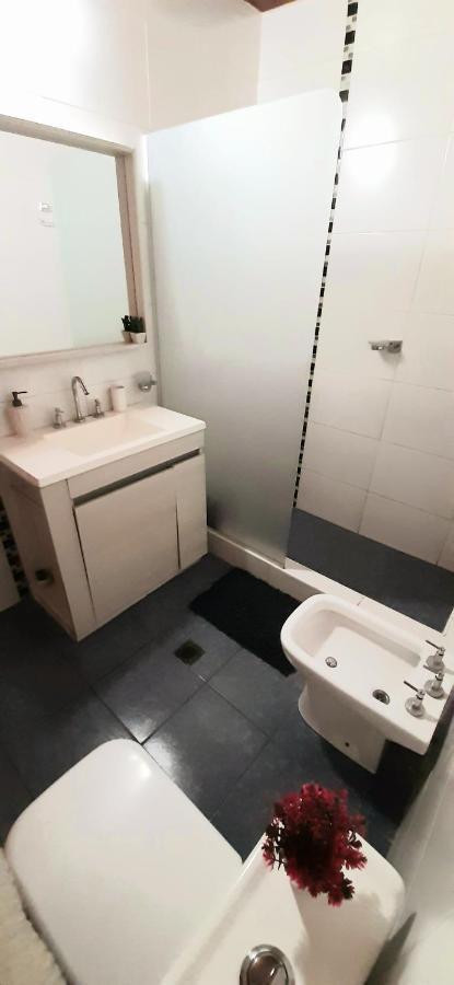 Сasa de vacaciones Casa Ideal Turistas En Mendoza, Ubicacion Perfecta, Patio Con Parrilla Y Parking Privado Gratis A 100 Mts Mendoza