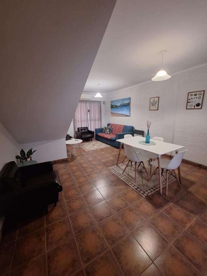 Centrico, Comodo, Completo Con Cochera Apartamento