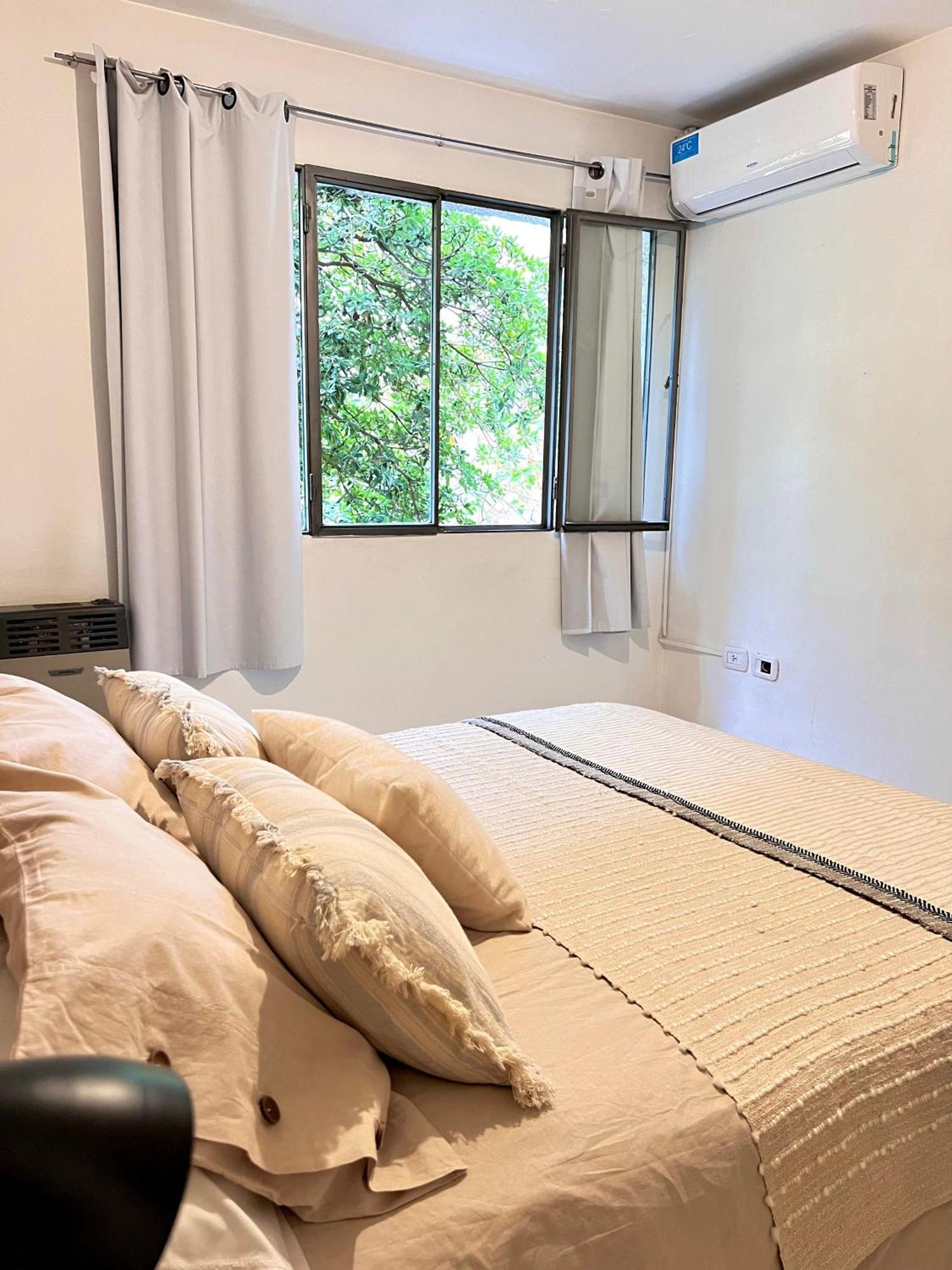 Departamento De 2 Dormitorios, Excelente Ubicación