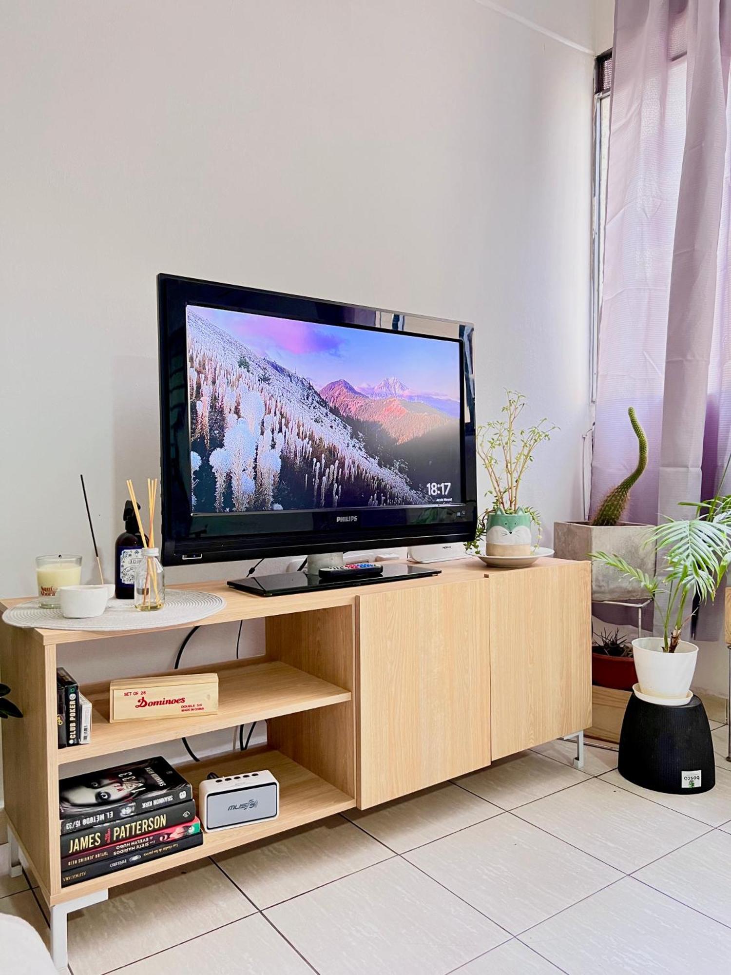 Departamento De 2 Dormitorios, Excelente Ubicación Apartamento *
