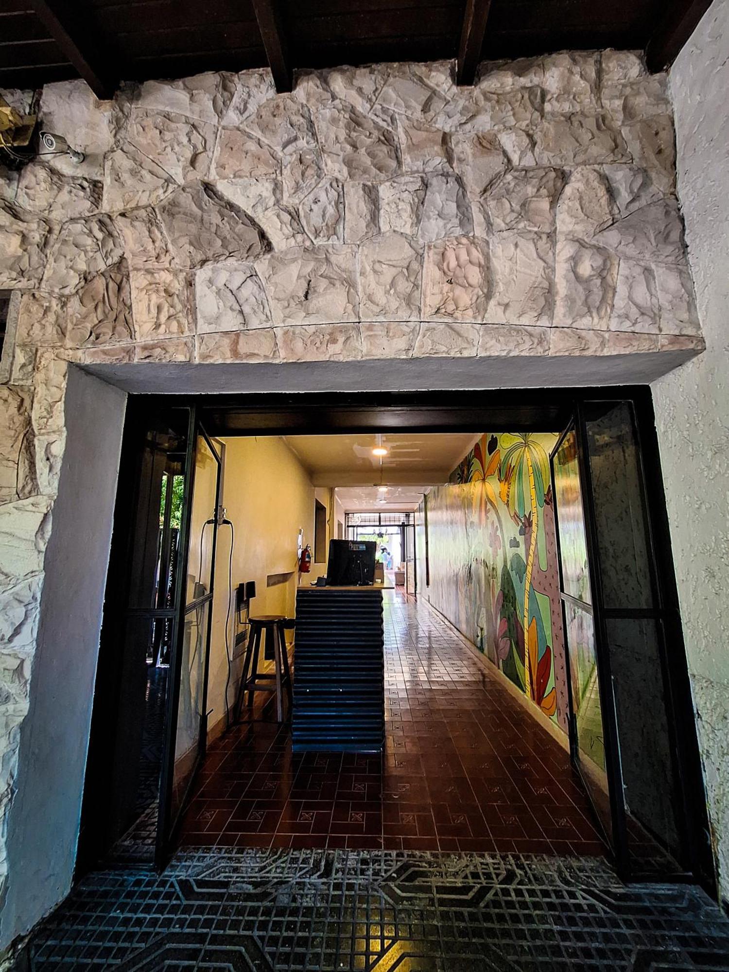 Fuxia House Hostal