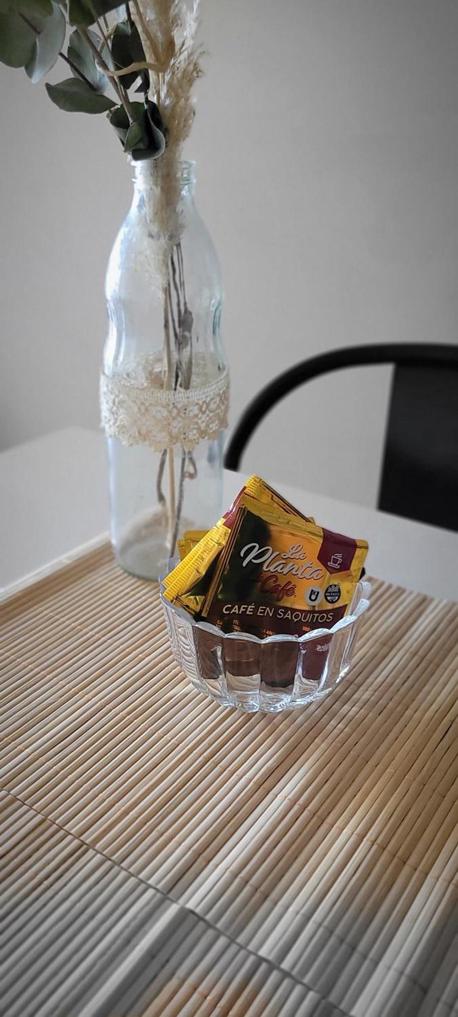 Es Montana, Paz Y Malbec