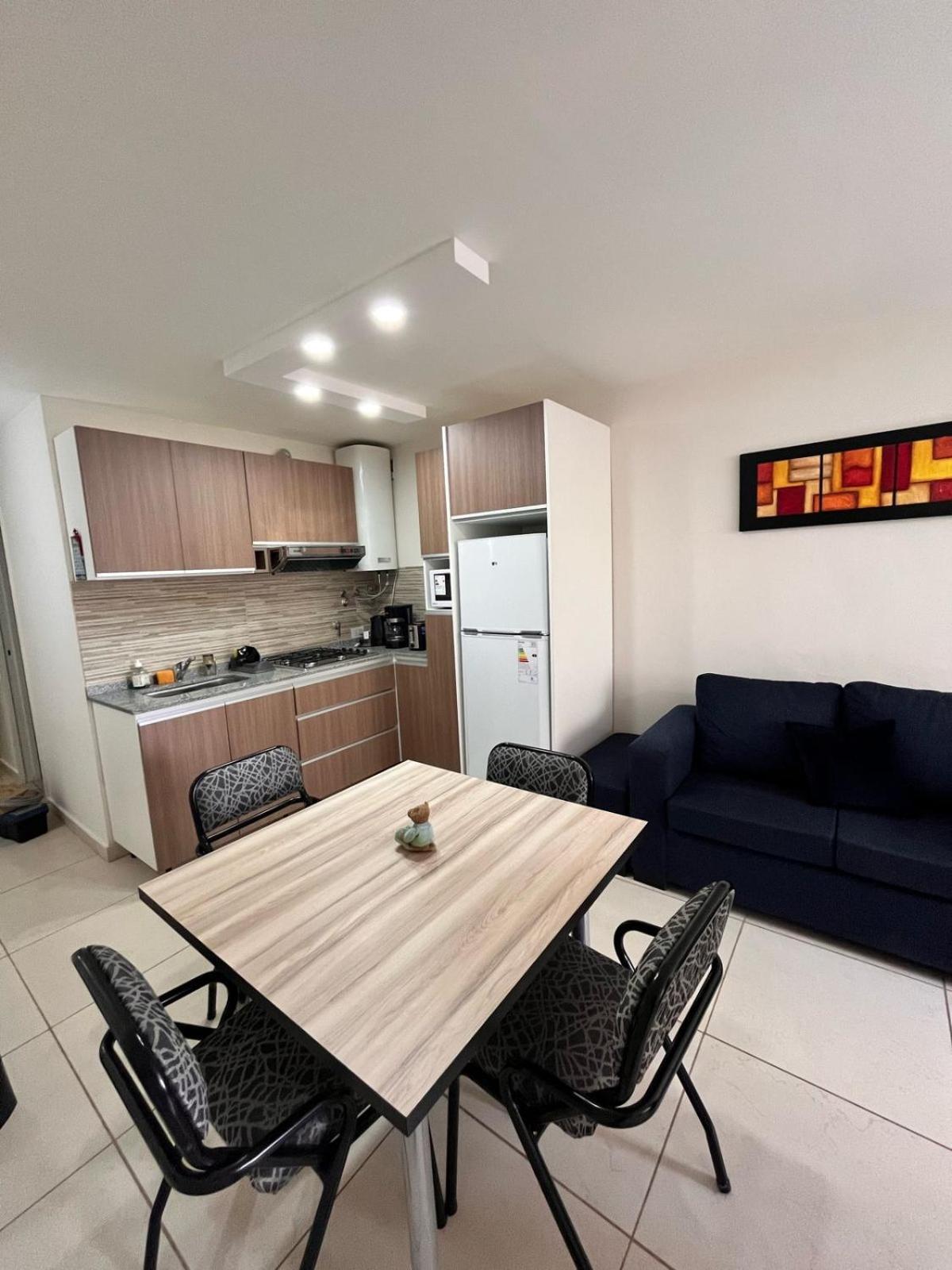 Monoambiente En Pleno Centro. Apartamento