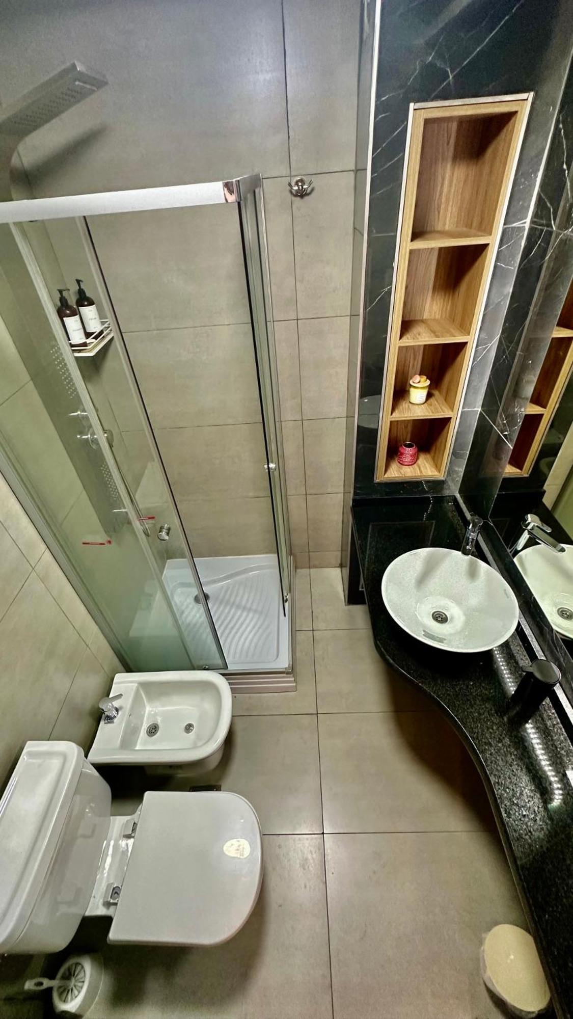 Bonarda - Departamento Con Cochera En Pleno Centro De Apartamento Mendoza