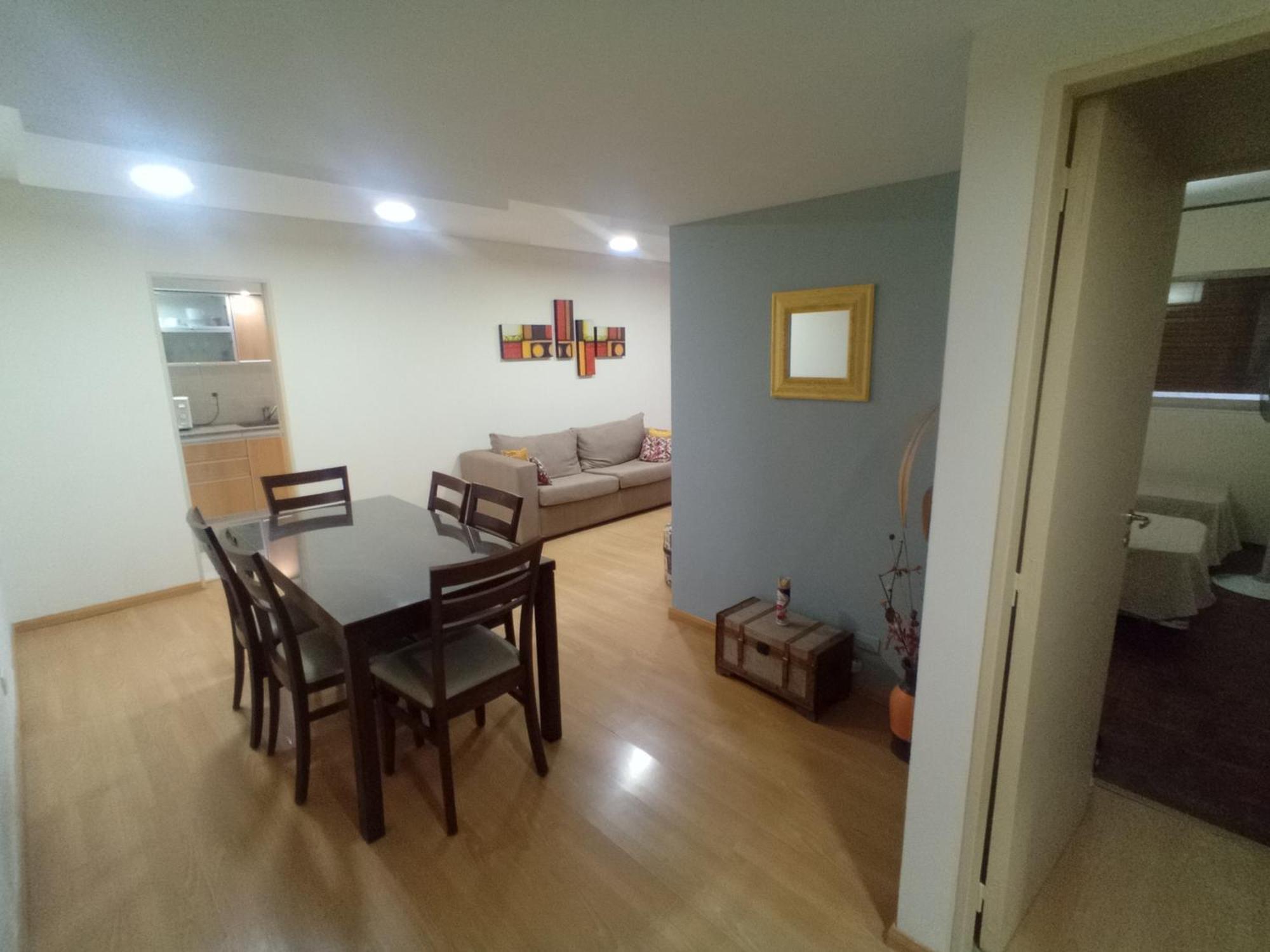 Departamento Peatonal Sarmiento Apartamento *