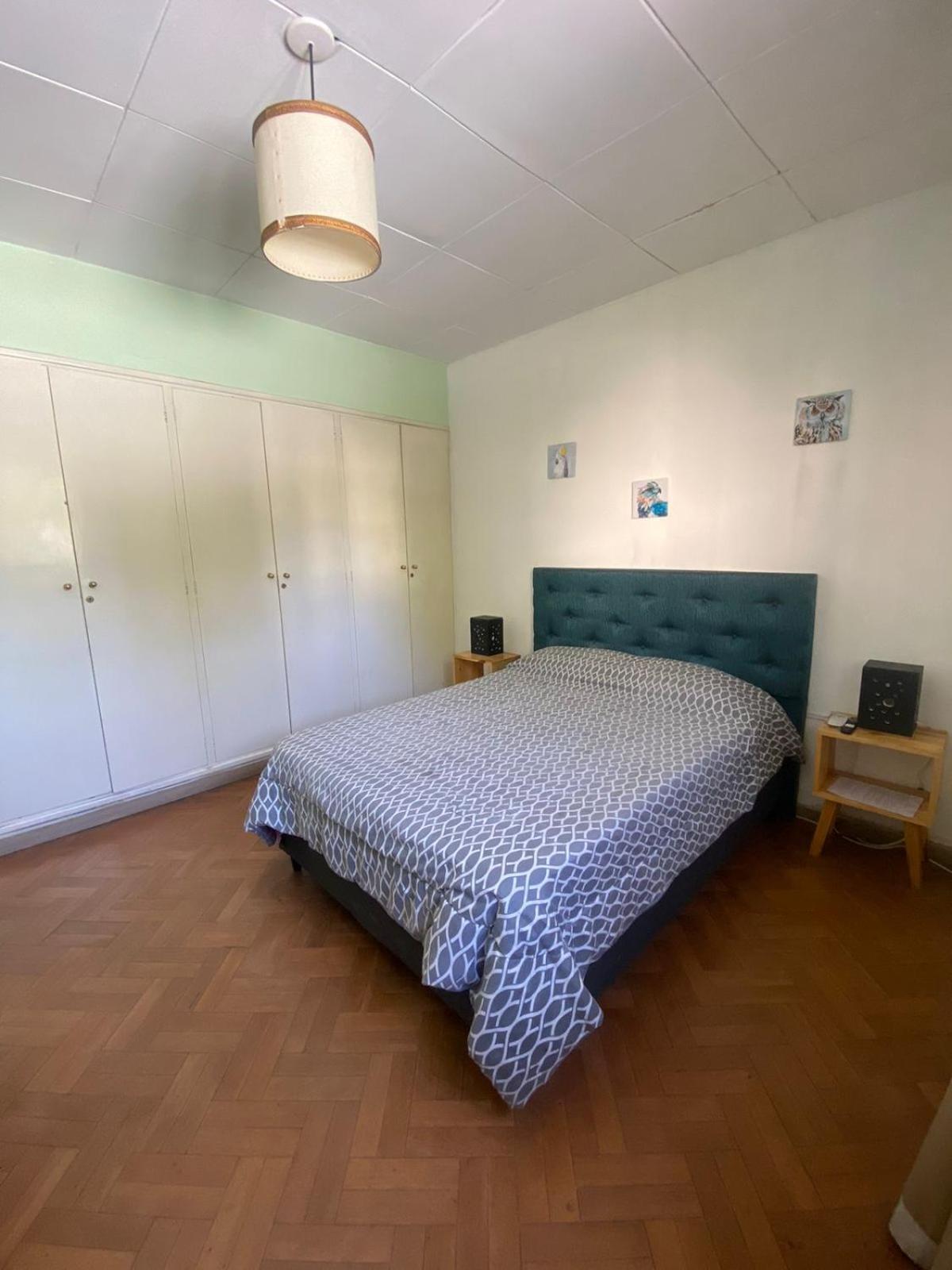 Houselyon Bed & Breakfast