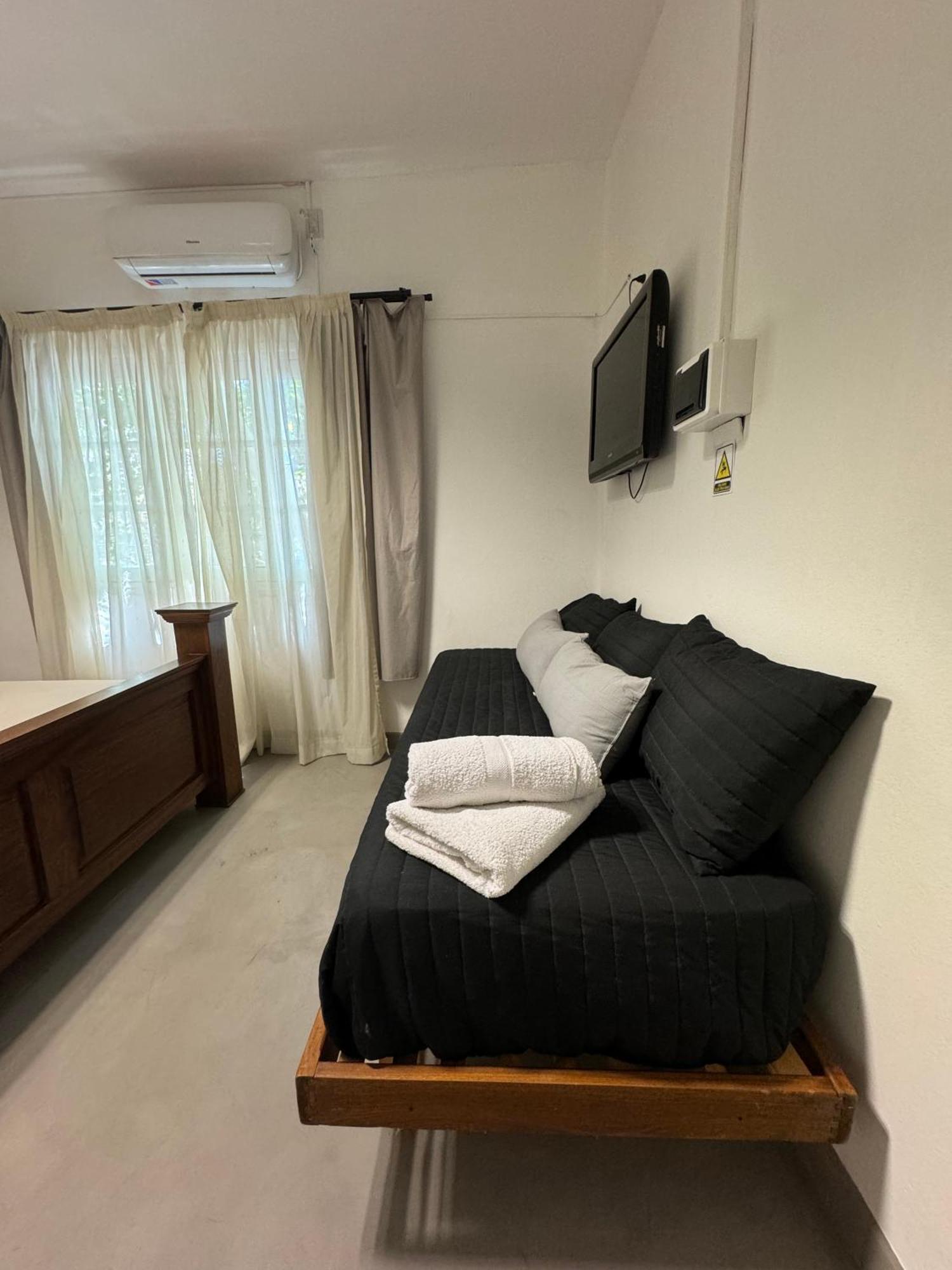 Departamento Centrico - Con Opcion De Cochera- *