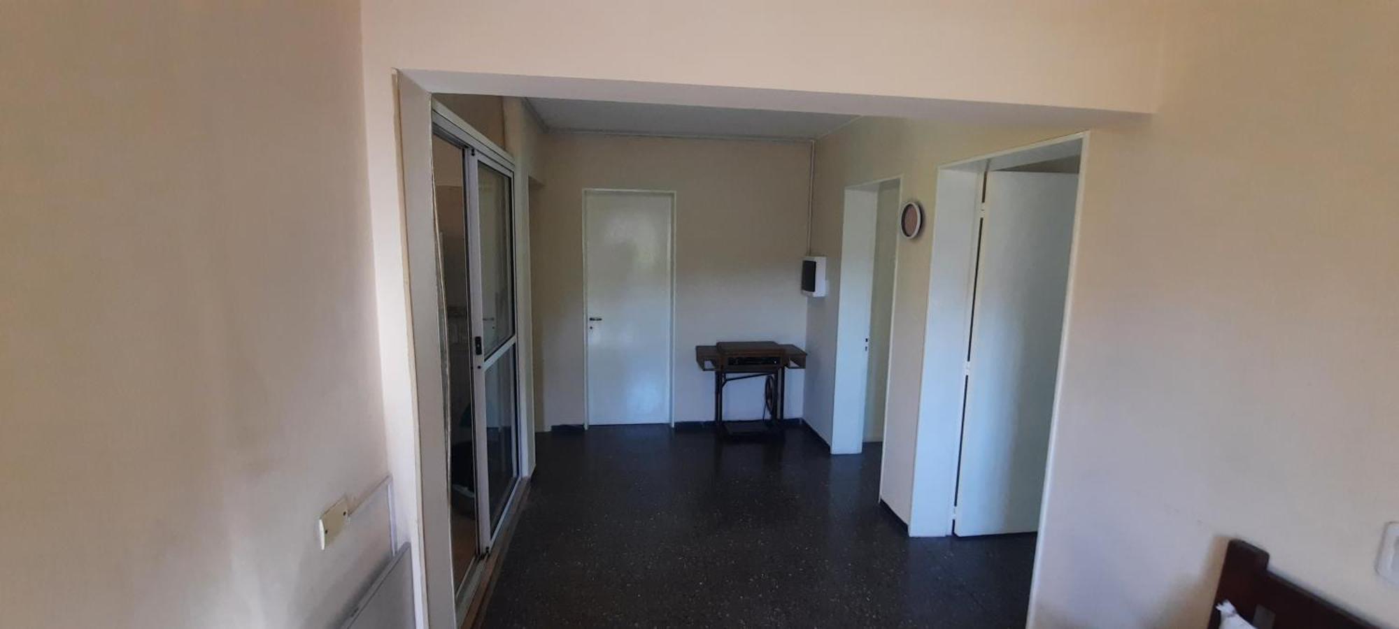 - Departamento Apartamento *