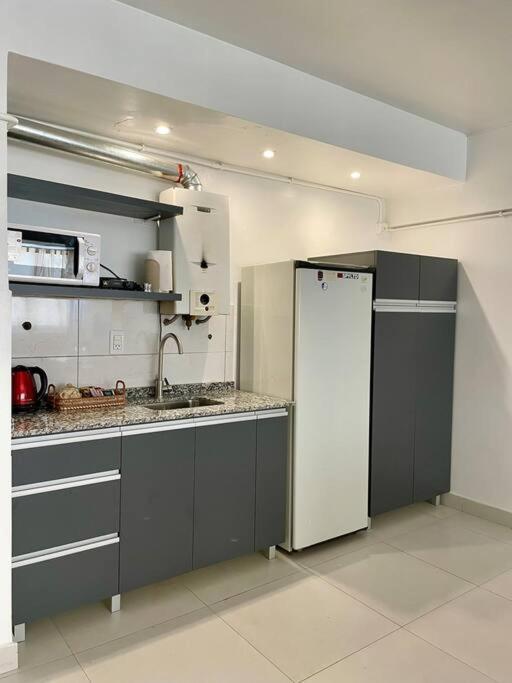 Calido Departamento En Apartamento