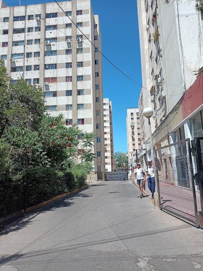 Departamento Amplio Centro, Con Cochera Apartamento Mendoza