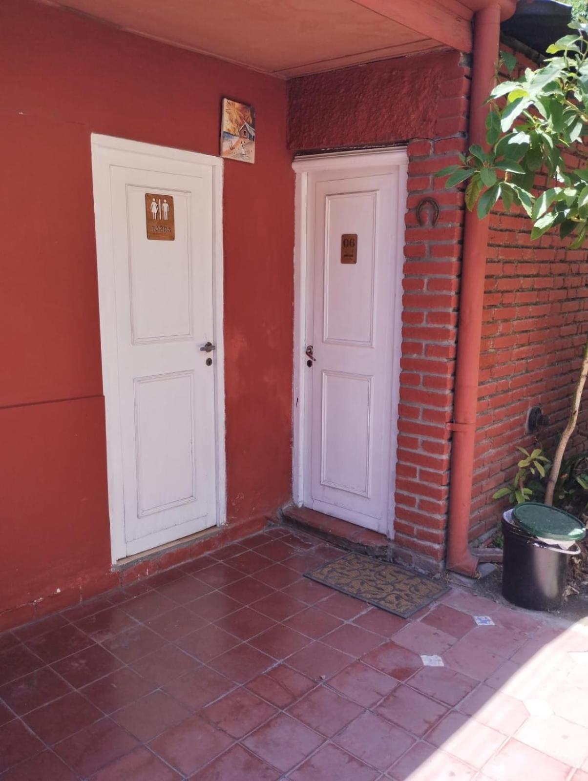 Houselyon * Mendoza