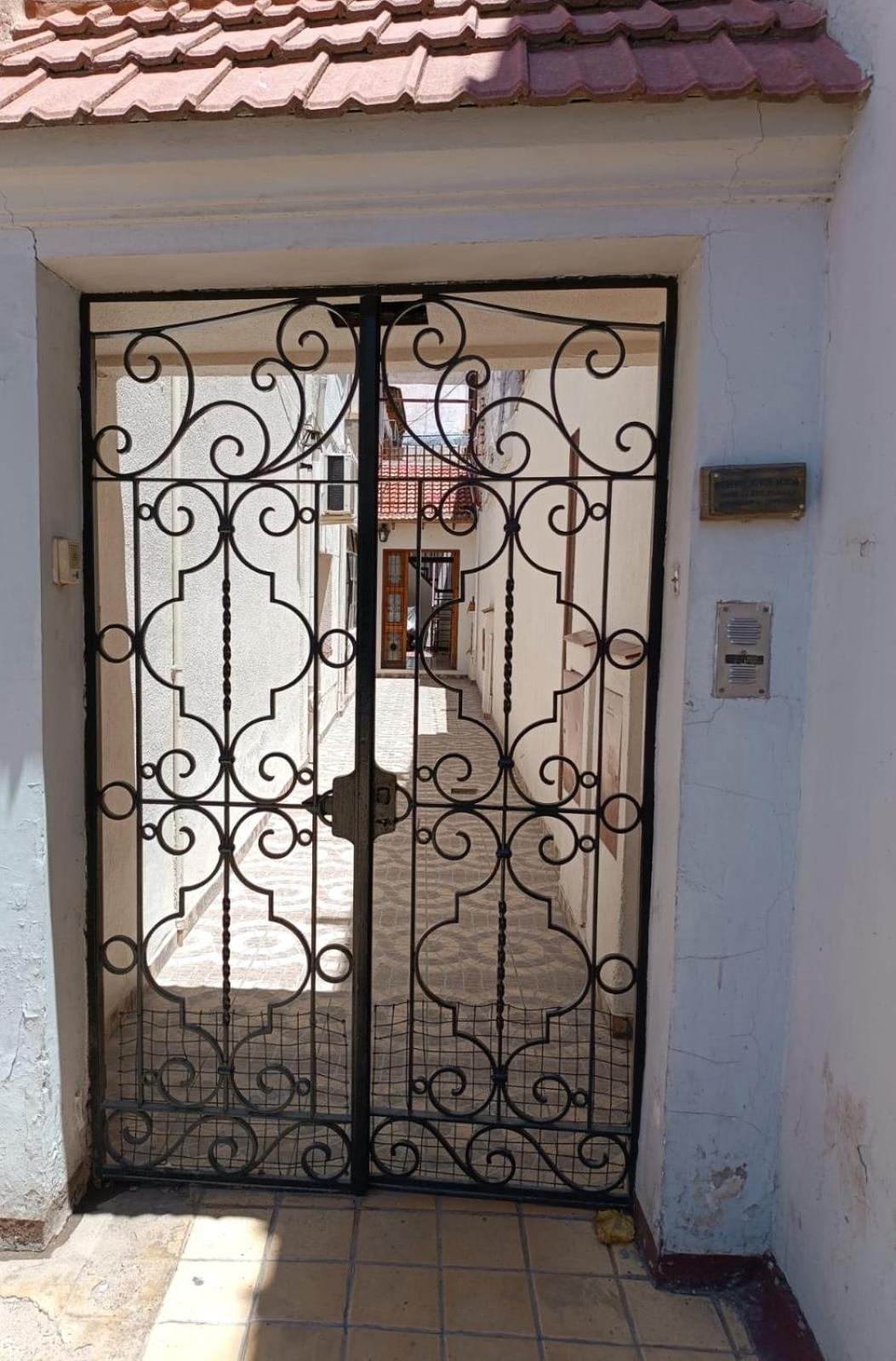 Casa Comoda Y Centrica O Depto 1º Piso Con Terraza
