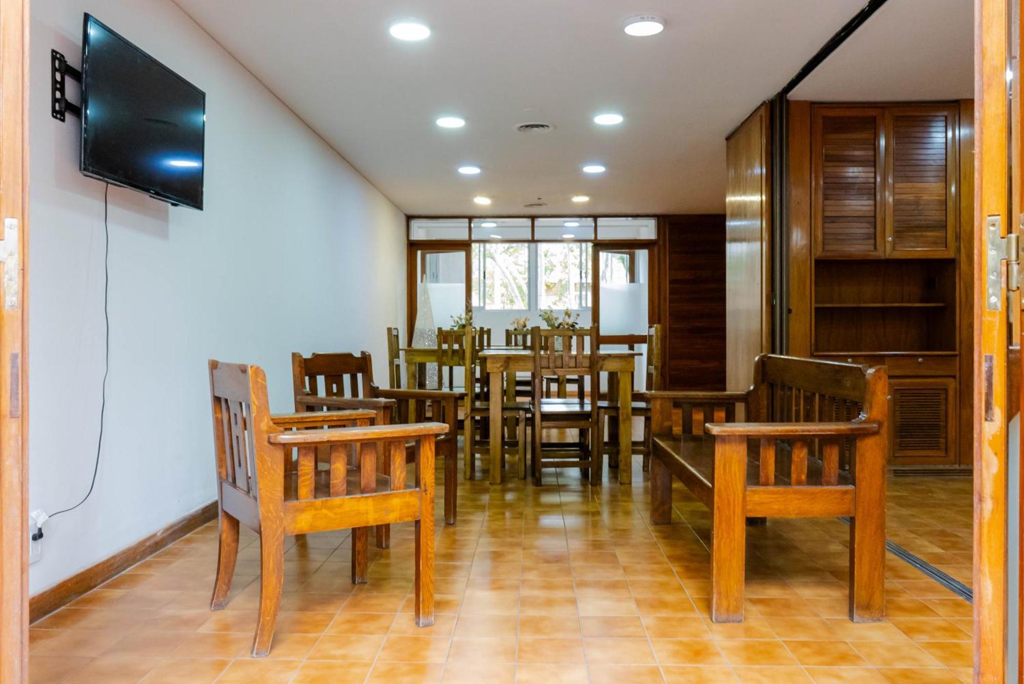 Pensión Casa Roble Mendoza