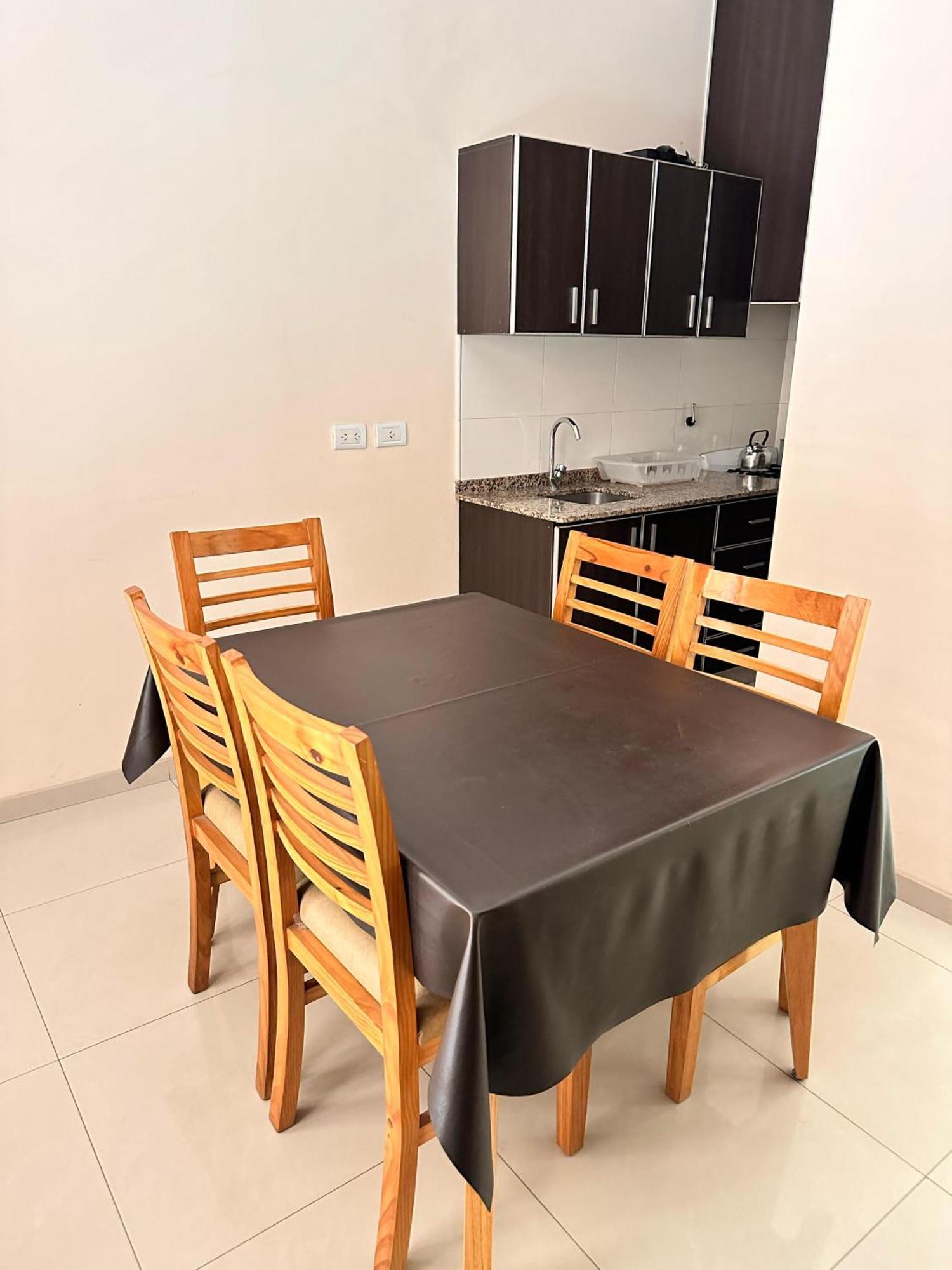 Apartamento Depto Moderno A Metros De Portones Del Parque Sobre Calle Boulogne Sur Mendoza