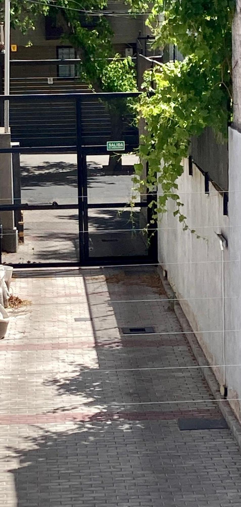 Departamento En 5° Seccion, A Metros De Bares, Buses, Centro Apartamento Mendoza