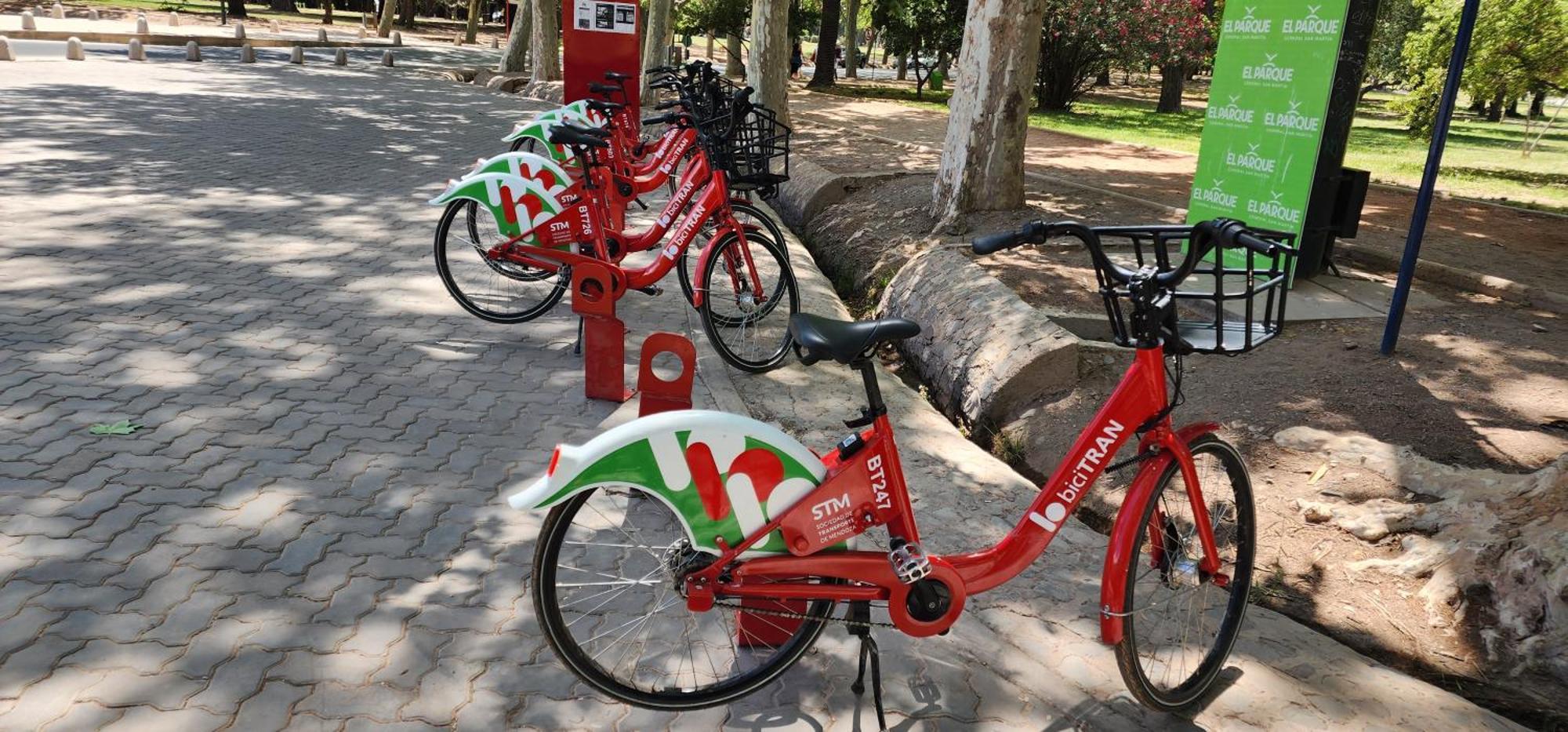 Cerca De Todo Amplio Apartment Mendoza