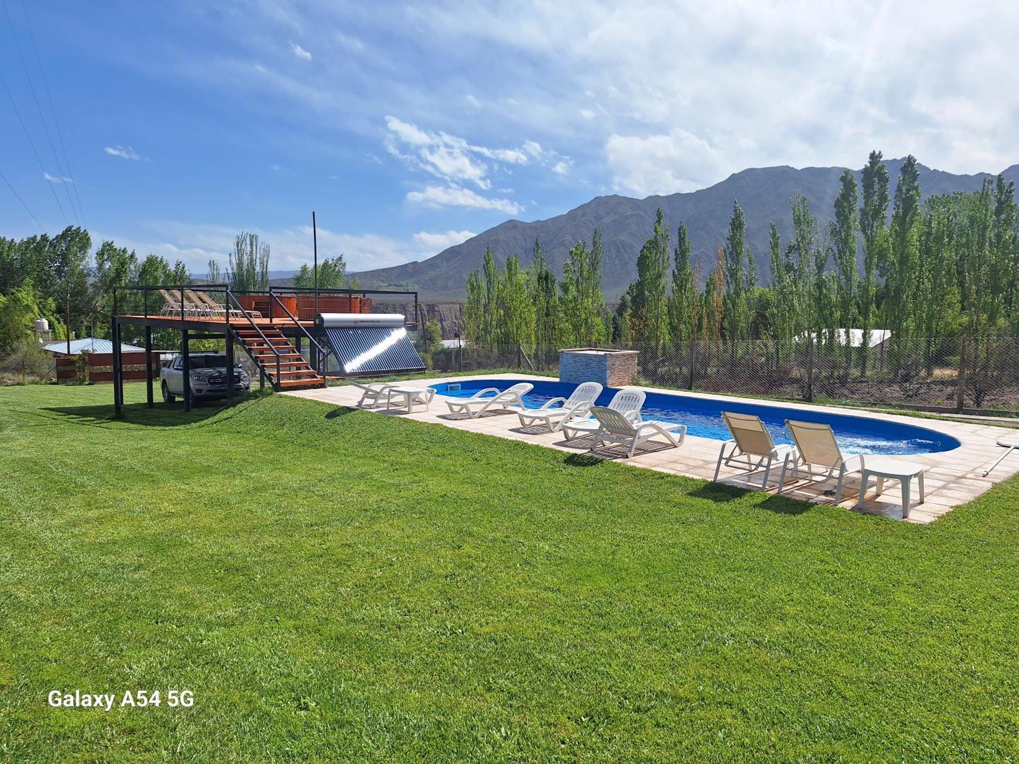 Lodge Alpinas *