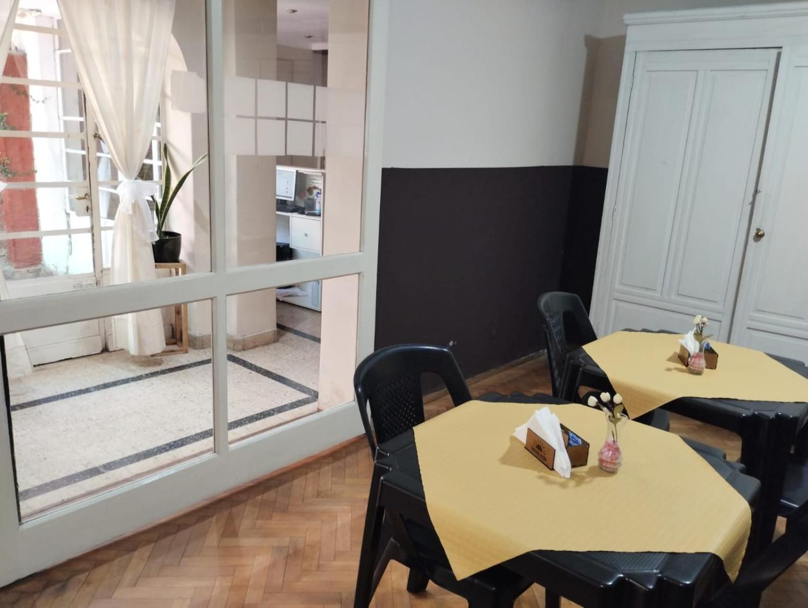 Houselyon Bed & Breakfast