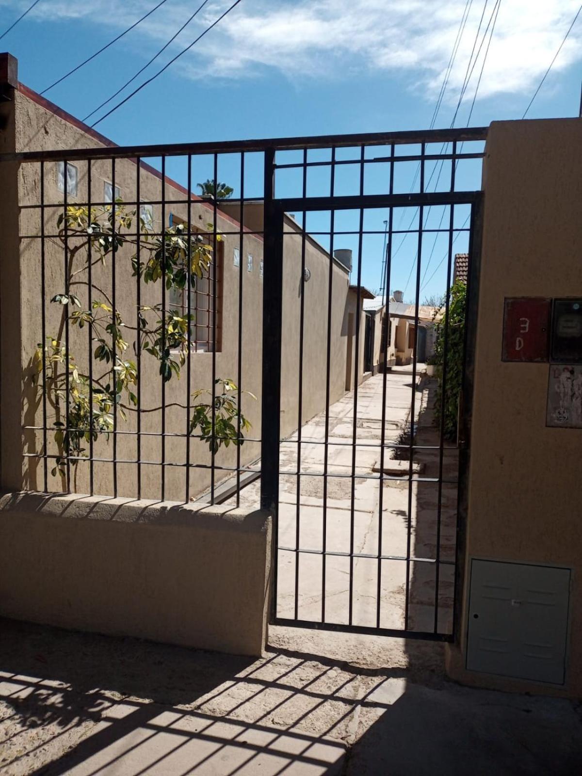 Mendos Gc Rivadavia Dto 2 Apartment