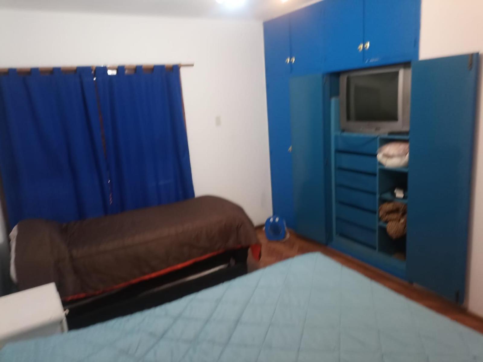 Habitación en casa particular Carlos