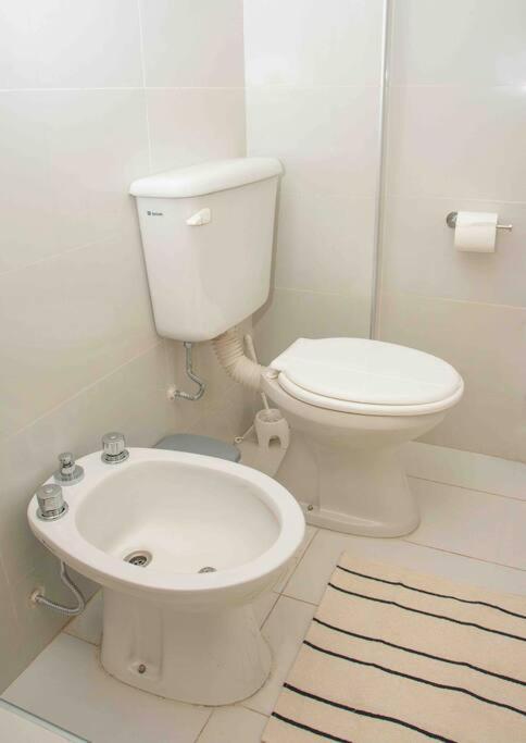 Apartment Casa Huesped V En El Corazon De La Ciudad, A Una Cuadra De Peatonal, Con Parking Privado A 100 Metros! Mendoza