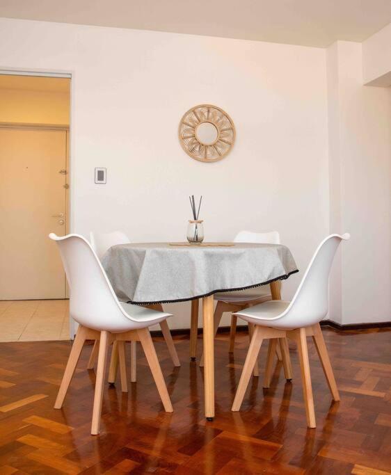 Casa Huesped V En El Corazon De La Ciudad, A Una Cuadra De Peatonal, Con Parking Privado A 100 Metros! Apartment Mendoza