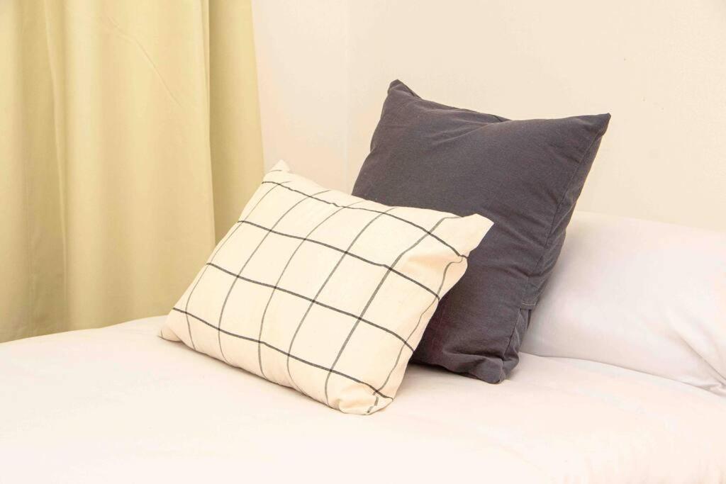 Casa Huesped V En El Corazon De La Ciudad, A Una Cuadra De Peatonal, Con Parking Privado A 100 Metros! * Mendoza