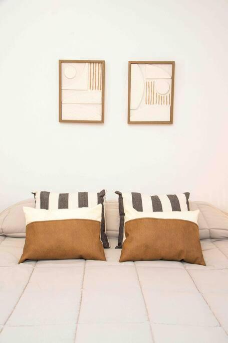 Casa Huesped V En El Corazon De La Ciudad, A Una Cuadra De Peatonal, Con Parking Privado A 100 Metros! * Mendoza