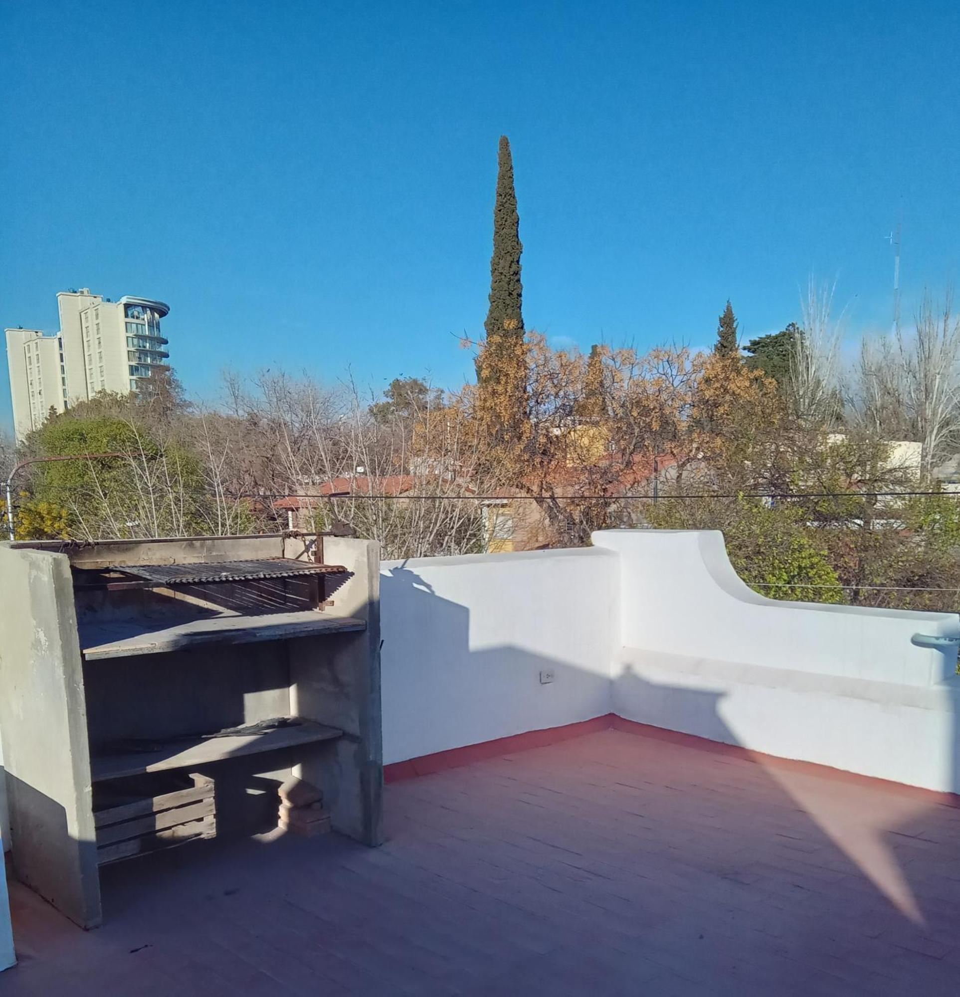 Apartamento Hermoso Depto En La 5ta Seccion *