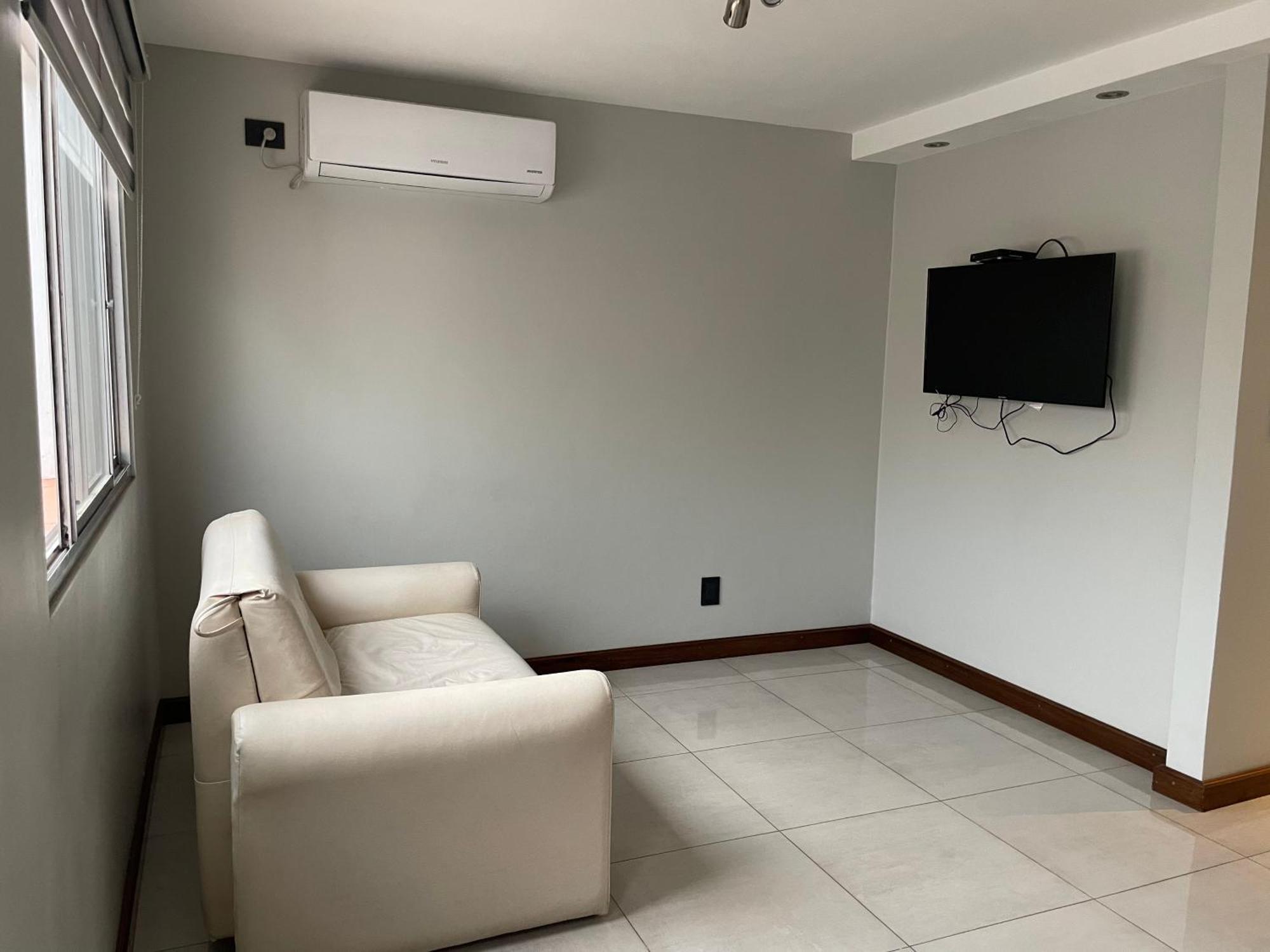 Departamento A Estrenar. A 20 Metros De Peatonal Apartamento *