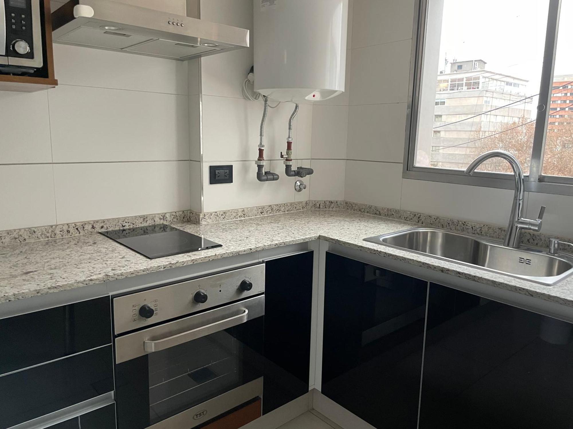 Departamento A Estrenar. A 20 Metros De Peatonal * Mendoza