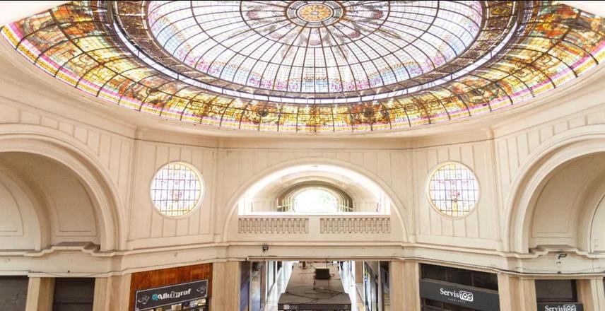 2 Y Sala Historico Edificio Pleno Centro