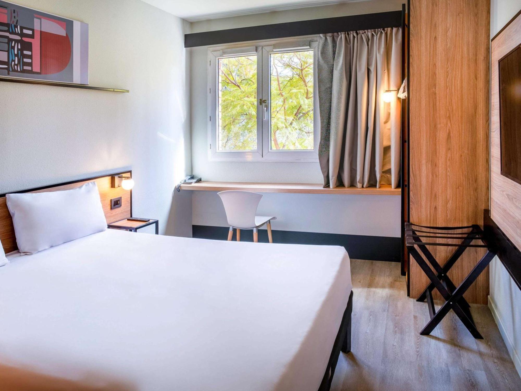 Ibis Mendoza 3*