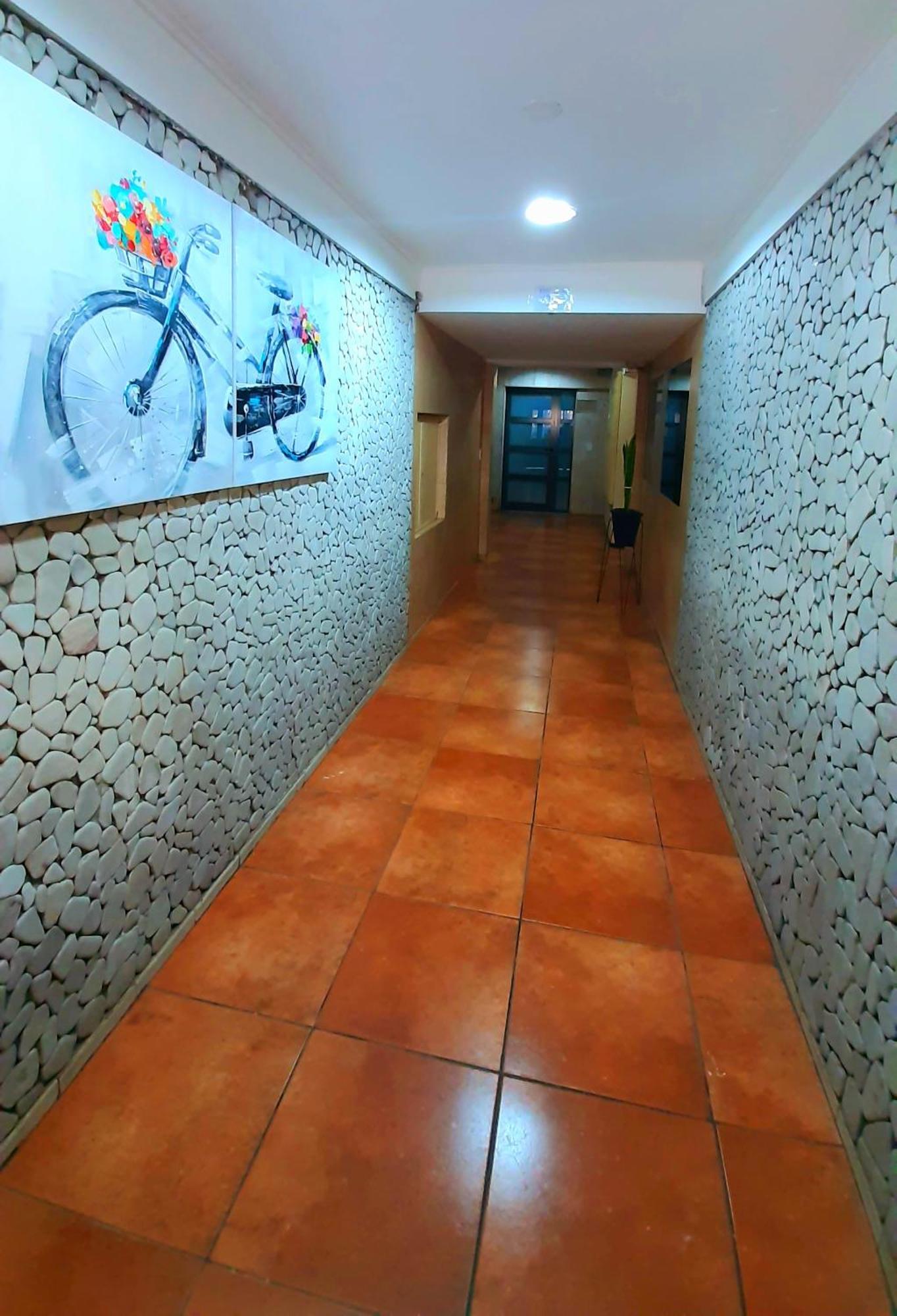 Depto Patricias Microcentro, Parking Privado Gratis A 150 Metros! * Mendoza