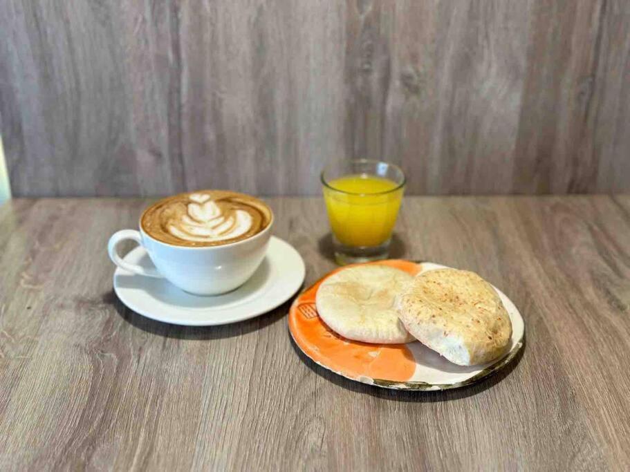 Dpto De Categoria Con Desayuno - 2pax. By Inside Apartamento *
